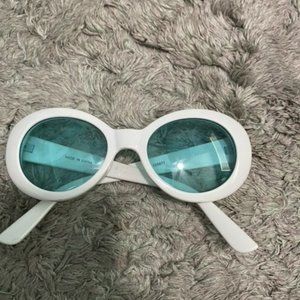 "Clout" Sunglasses with Blue Lens!